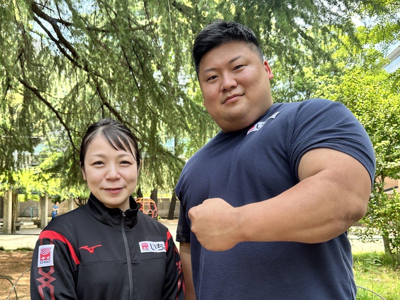 三宅宏実コーチ、村上英士朗選手(ウエイトリフティング)